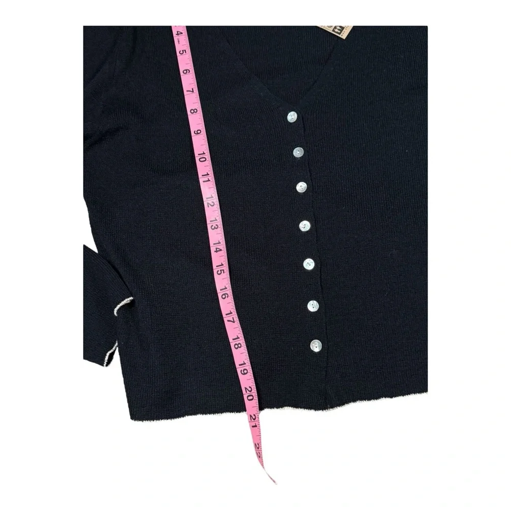 Max Studio Minimalist Black Ribbed Cardigan Sweater Button Front NWT Large - Picture 5 of 7